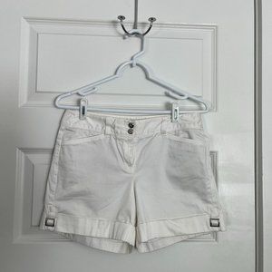 White House Black Market White Mid-Rise Cuffed Shorts – Size 2